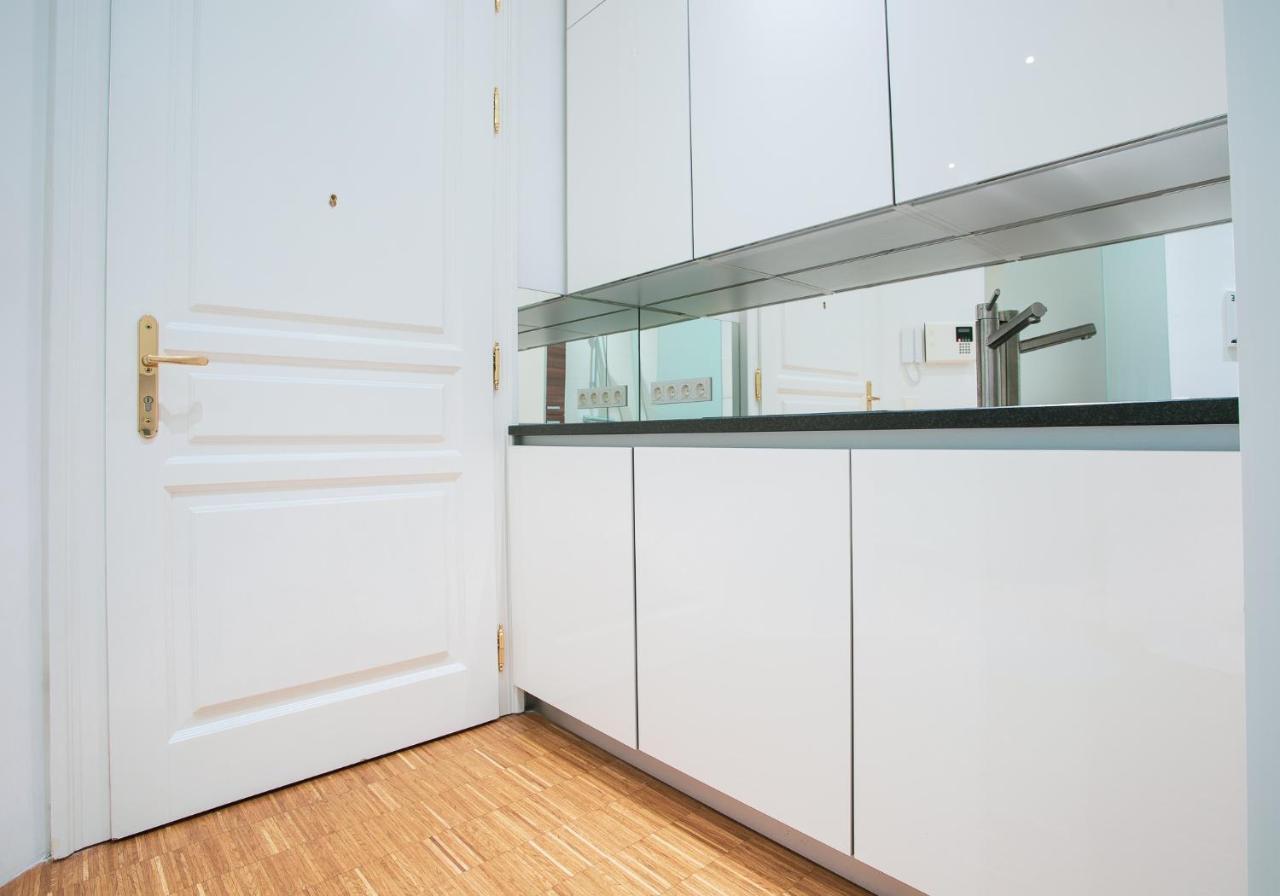 1020 | Vie | Apartment Wina Bagian luar foto